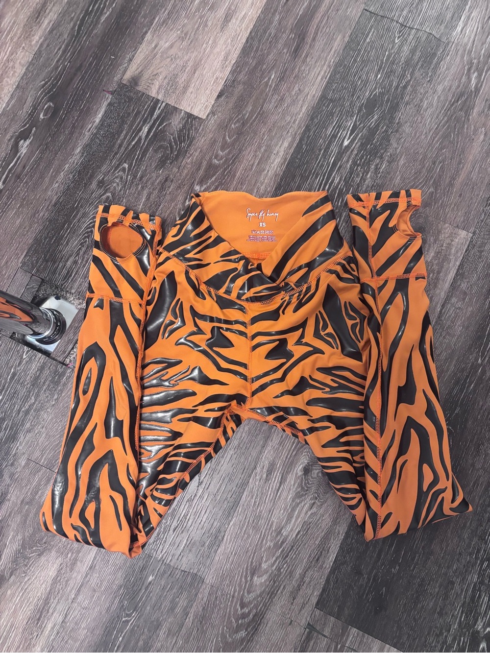 Super fly honey sticky Tiger-Print Leggings